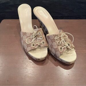 Gucci Beige GG Canvas Open Toe Wedge Heel Women’s Size 10